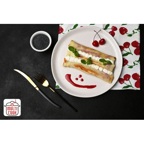 Poppy seeds and cherry crepes – Crepes