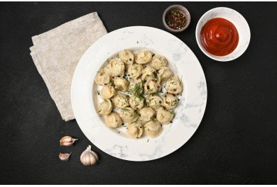 Pork pelmeni (meat dumplings)