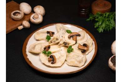 Potato and mushroom pierogy (varenyky)